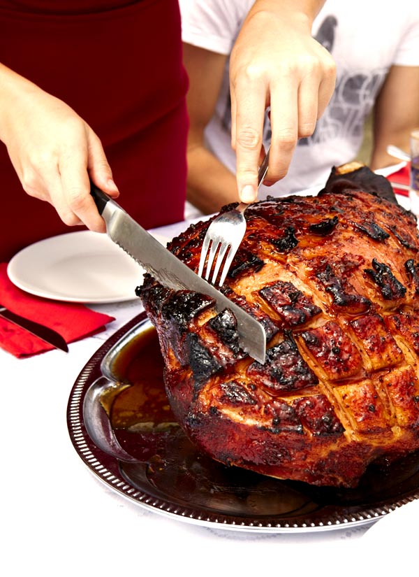 Carving the best Christmas ham
